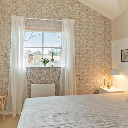 Dom wakacyjny 3 Bedroom Amazing In *